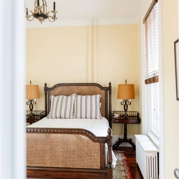 22_ColumbiaAirbnb_0176-1